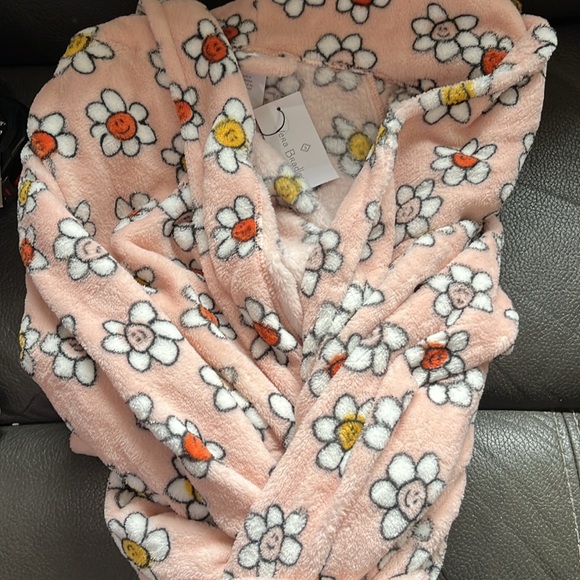 Vera Bradley daisy pink fleece hooded robe - Picture 2 of 5